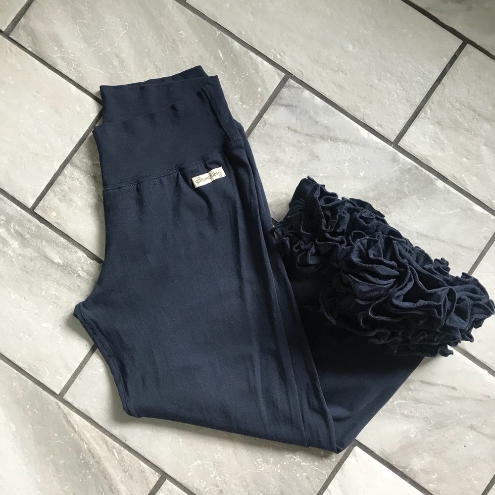 Sew Sassy Navy Momma Icing Capri